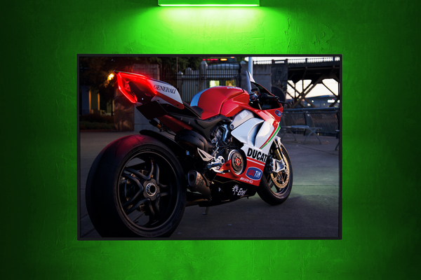 Tableau Néon Rétroéclairé — Ducati Panigale V4